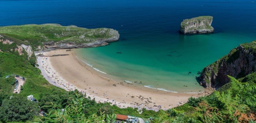 Playa de Ballota