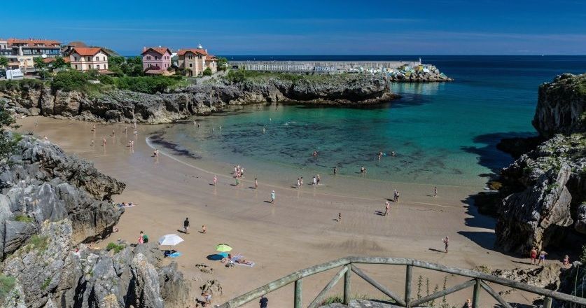 Playa de Puerto Chico