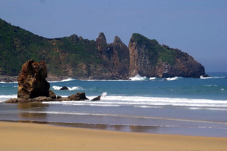 Playas de Xan-Xún y Las Llanas