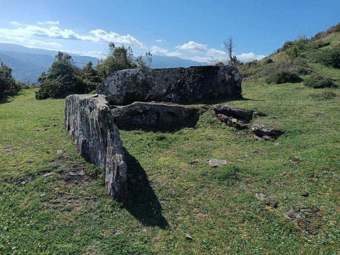 Megalitos El Padrún